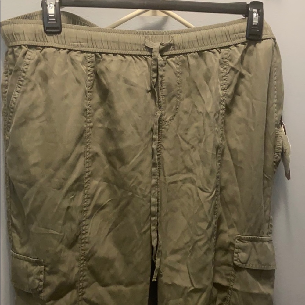 Women’s dress pants